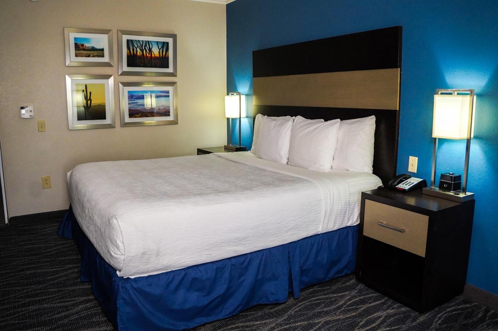 La Quinta By Wyndham Phoenix I-10 West Exterior photo